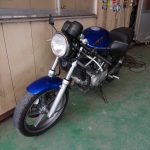 VTR250セパハン化に伴うヘッドライトステーの交換